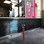 Street Art Hotel 2*