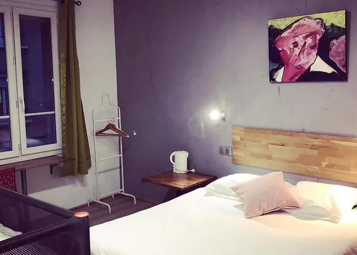 فندق Street Art روان