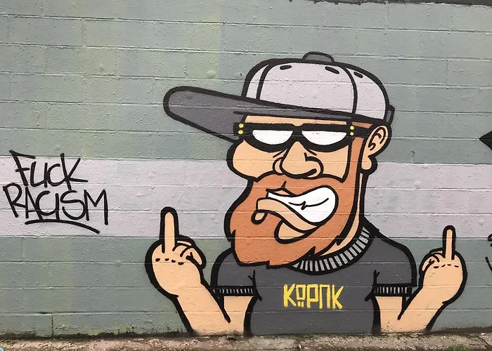 Street Art فندق 2*